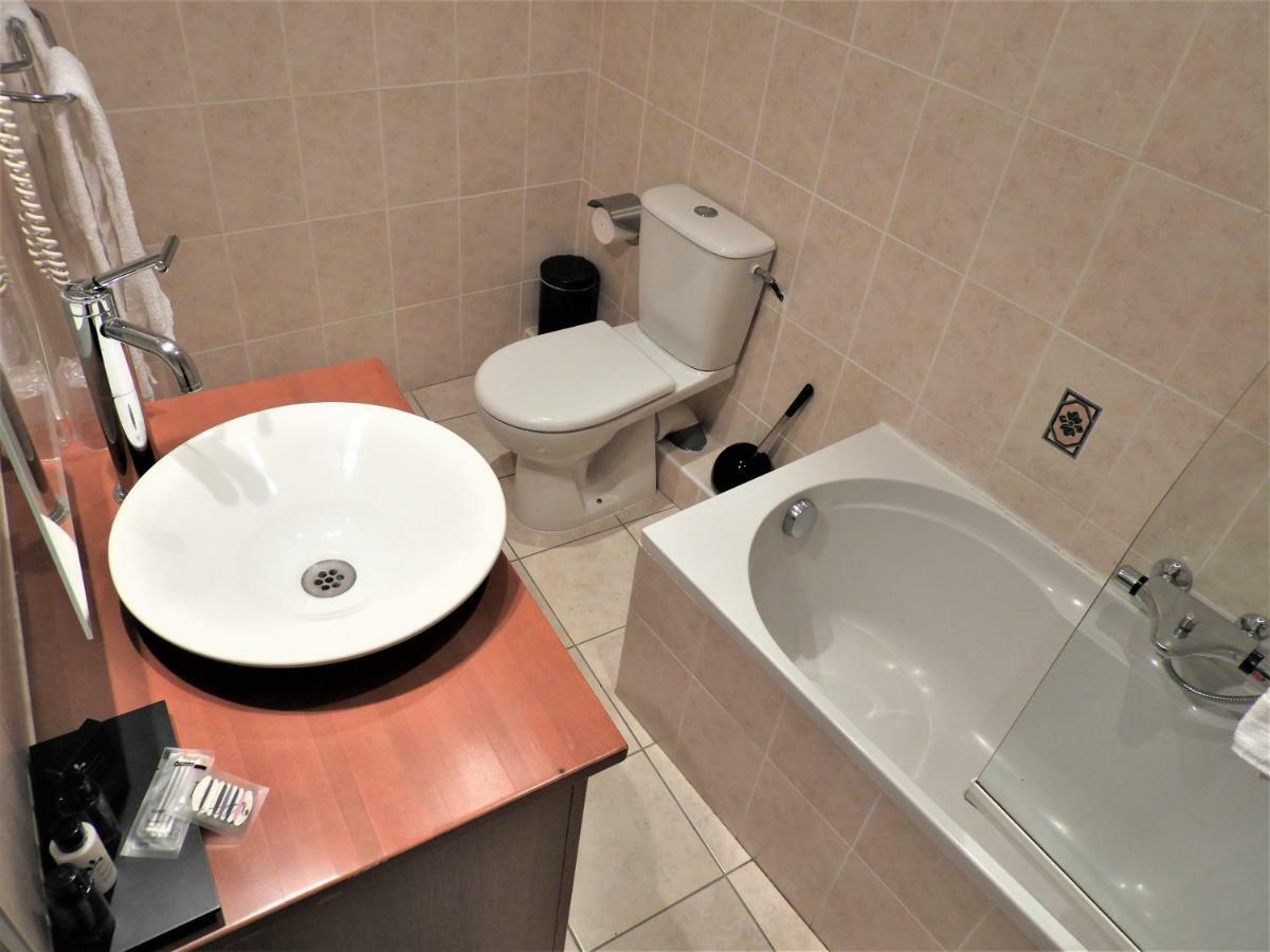 Saint-sauveur 3*